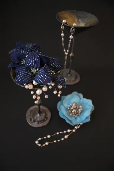 アクセサリーとオブジェとのコラボ