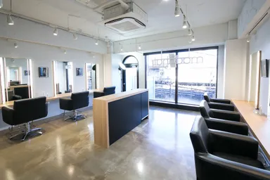 「mod's hair MEN 中野店」内装 1