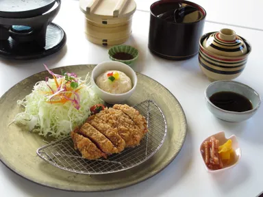 鉄板 牛ヒレかつ膳1