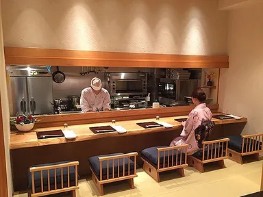 【カウンター席】