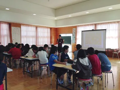 小学校での授業の様子