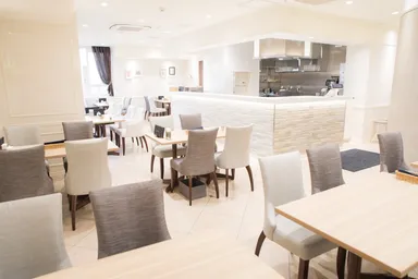 パティスリー吉祥寺2F内装