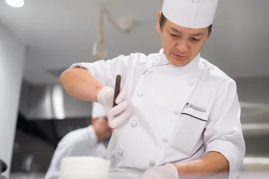 山本シェフパティシエ