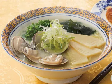 ハマグリと春タケノコの白湯麺