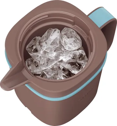 大きな氷が入る