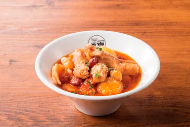 名物イタリアのトマトモツ煮トリッパ赤