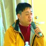 上村氏