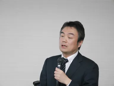 講演中の小倉俊一郎先生