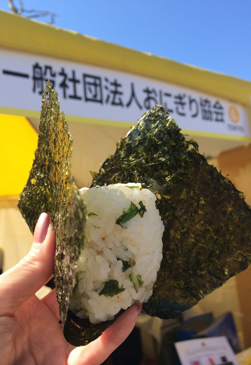 「東京味わいフェスタ2016 in 臨海副都心」で発表・販売したアスリートおにぎり