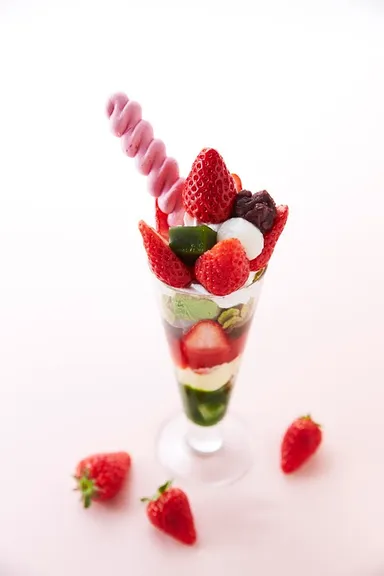 いちご抹茶パフェ