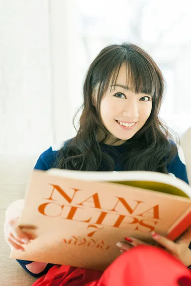 曲＆声優を務める水樹さん