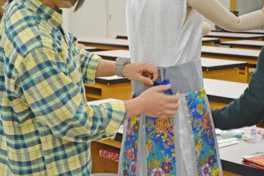 工夫した点を説明中の様子