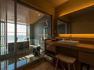 「颯々」展望風呂