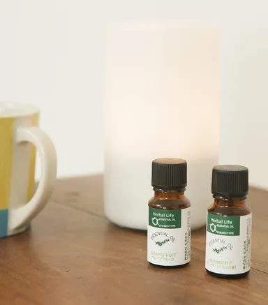 【女性ホルモン】朝晩のアロマで気分をスッキリ！　脳をリラックスさせて自律神経のバランスを整えてくれます。