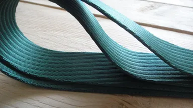 シルクグリーン