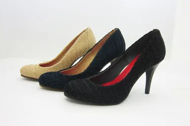 ラウンドモアハイヒールパンプス