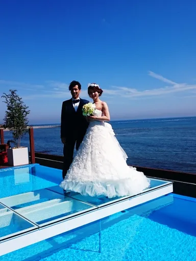 海のウエディング