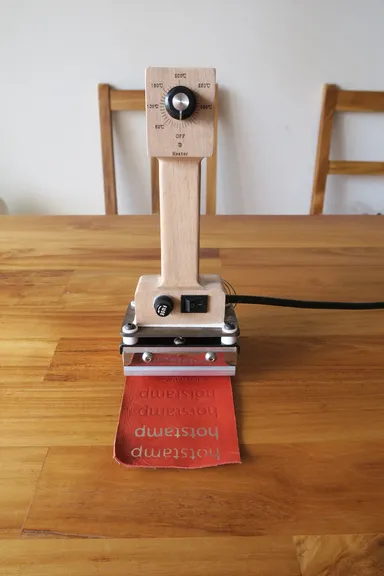 ハンディ型焼印機 2