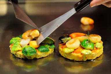 産直野菜をふんだんに使ったお好み焼き