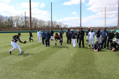 屋鋪氏による「外野守備の基本」