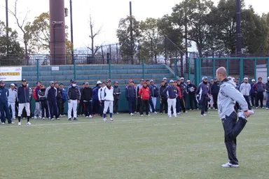 石川トレーナーによる「傷害予防のためのストレッチ」実技