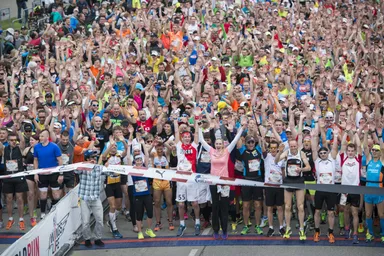 スタート直前の参加者達@オーストリア 2015年(Philipp Schuster for Wings for Life World Run)