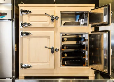 復刻　氷で冷やす木製冷蔵庫