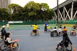 車いすテニス体験教室