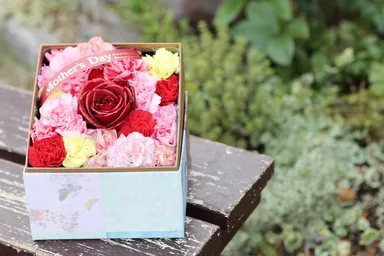 キャンディボックスアレンジメント 母の日限定