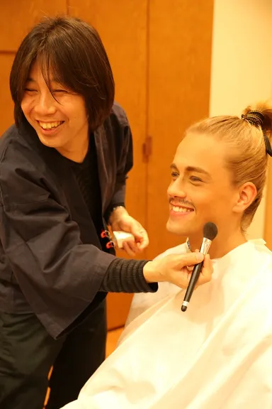 黒い甲冑メイク