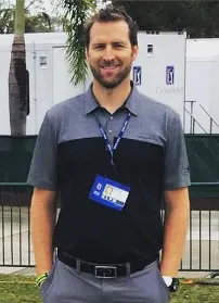 CEO兼デザイナー／マイク・ジョンソン氏