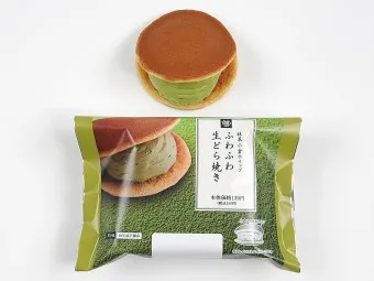 ふわふわ生どら焼き　抹茶小倉ホイップ