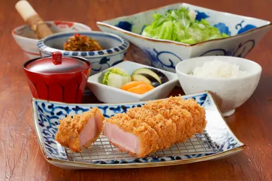 ロースかつ定食