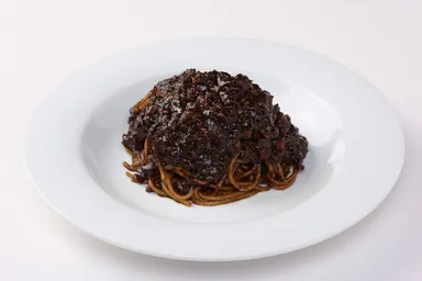 コク旨黒ミートソースのスパゲッティ