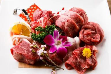 宴会メニューはお一人様3,000円からご用意