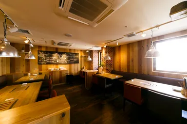 ブルックリンをイメージした店内