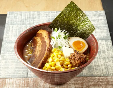 札幌市『札幌ラーメン武蔵』焦がし味噌ラーメン