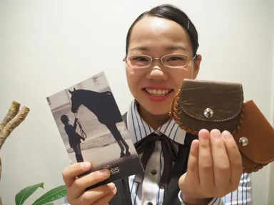 休暇村スタッフがご案内する革小物作り