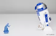 「スター・ウォーズ　ネーム印スタンド　R2-D2」と「レイア姫ネーム印キャップホルダー」