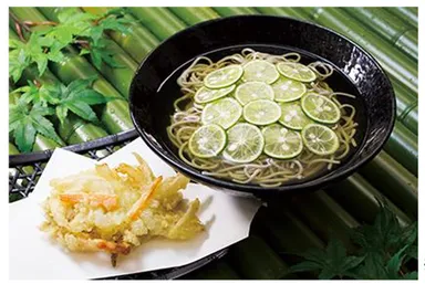 冷やし出し汁すだちそば（かき揚げ付）