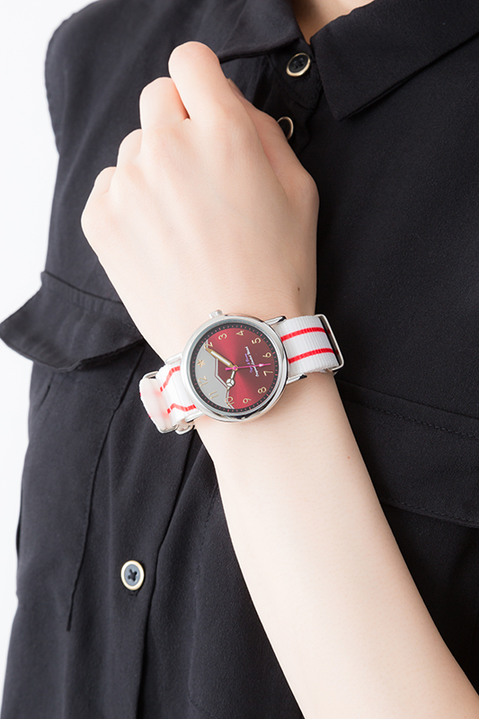 TIGER ＆ BUNNY」虎徹とバーナビーの腕時計が登場！ | 株式会社