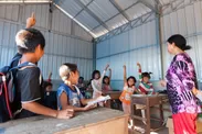 カンボジアの子どもたちに教育の場を