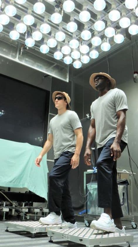 母国よりも日本の方が暑さ&汗対策が必須だった!
エアリズム初体験の外国人も感動
『汗ジミもできなくて快適!母国の友人に勧めたい!』