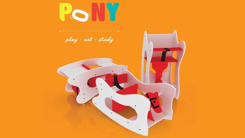 一台でハイチェア、ポニー、デスクの三役!キュートなポニーマルチハイチェアの登場