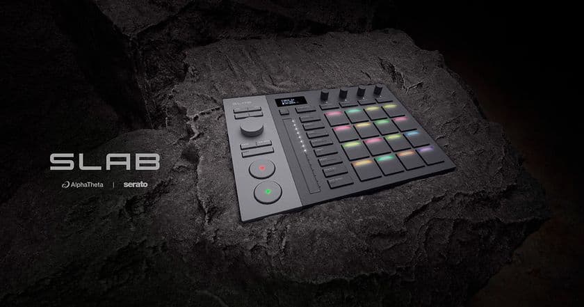 Serato Studio初の専用MIDI Padコントローラー
「SLAB」が登場